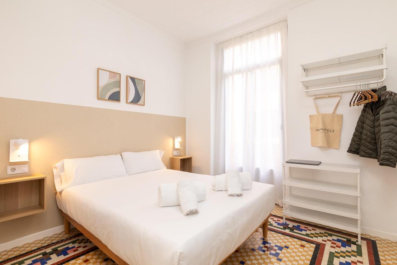 Pension Alicante By Moontels Valencia Exterior photo