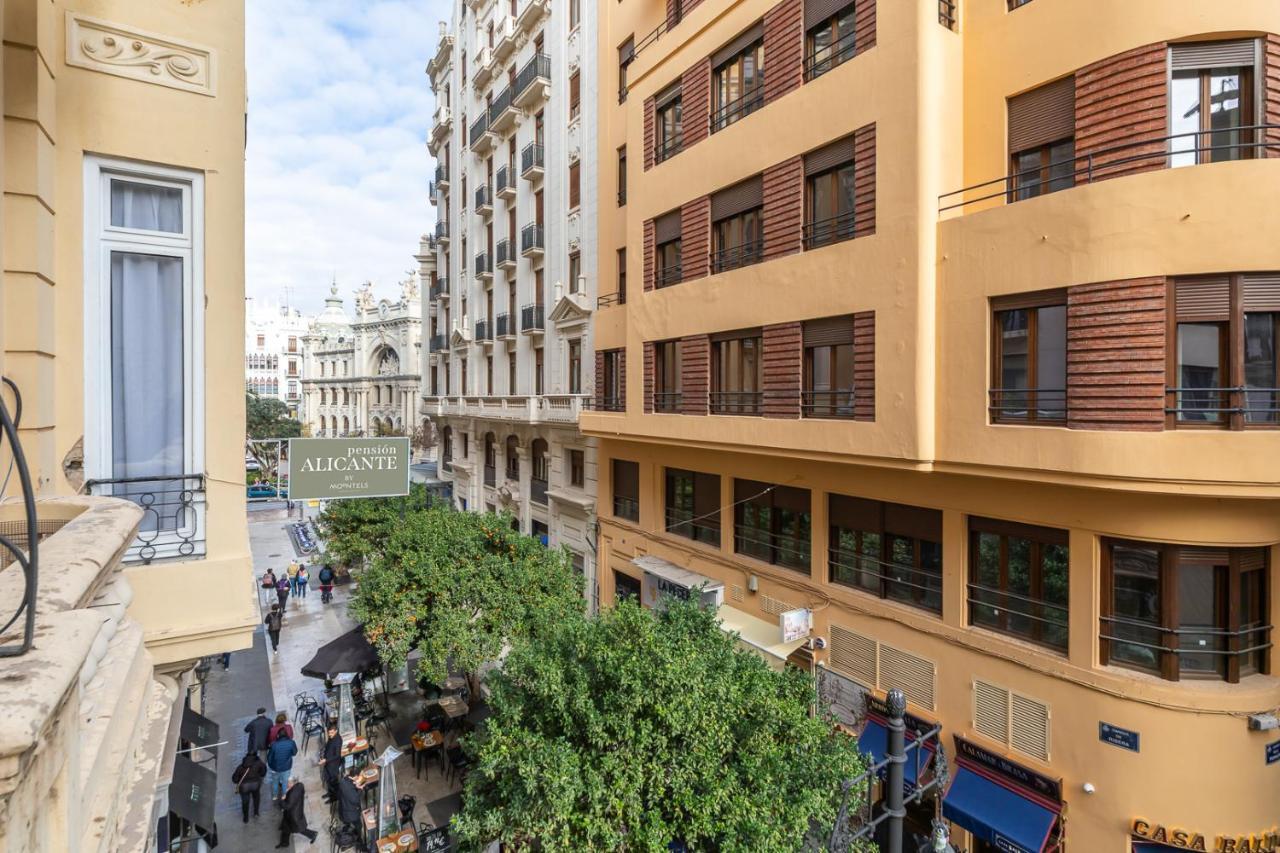 Pension Alicante By Moontels Valencia Exterior photo