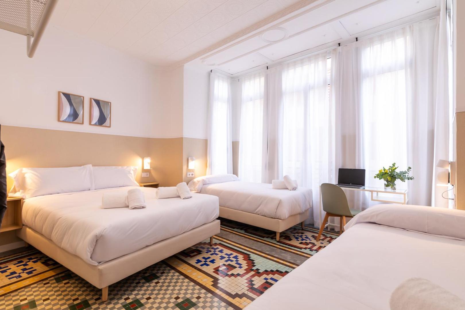 Pension Alicante By Moontels Valencia Exterior photo