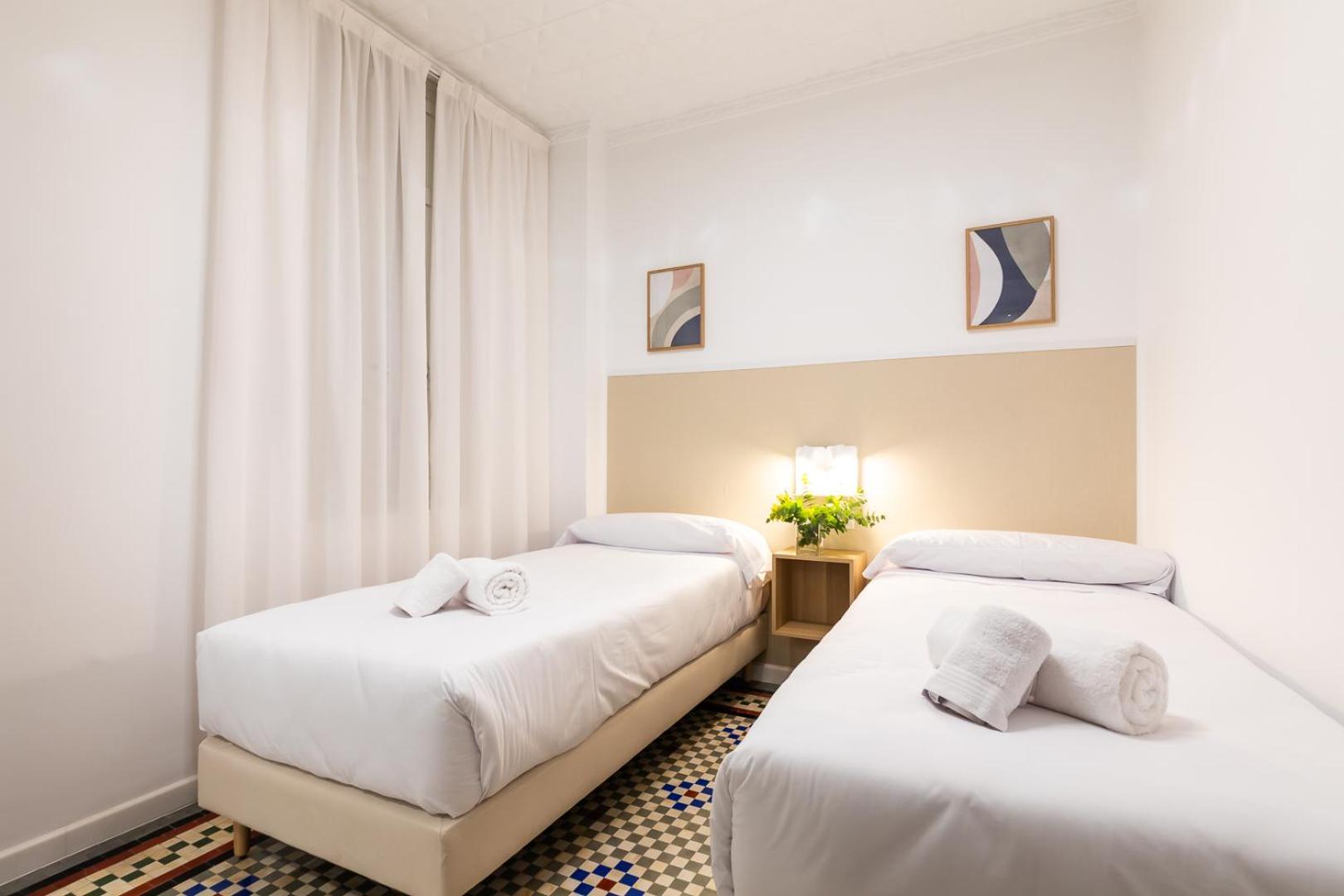 Pension Alicante By Moontels Valencia Exterior photo