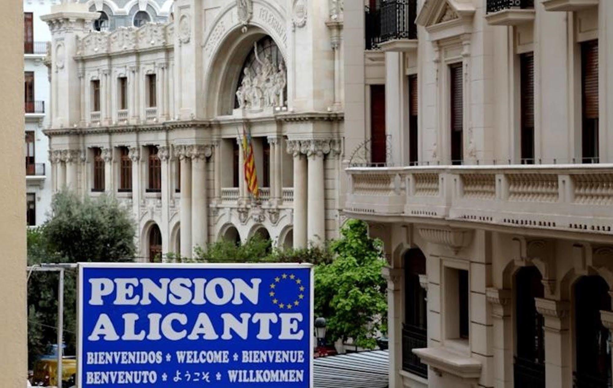 Pension Alicante By Moontels Valencia Exterior photo